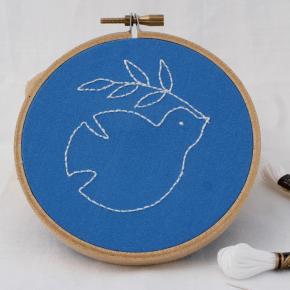 How to Embroider the&nbsp;Backstitch