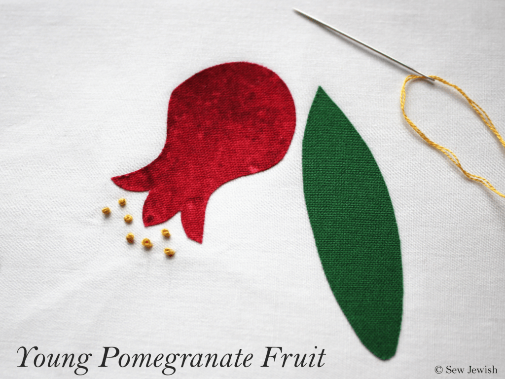 Young pomegranate fruit applique pattern